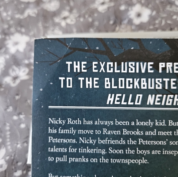 Hello Neighbor Missing Pieces #1 Children's Paperback Book Juvenile Grade School - Picture 3 of 4